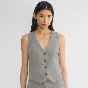 Aritzia Babaton Deniro Vest - (Re)ssential Size 6